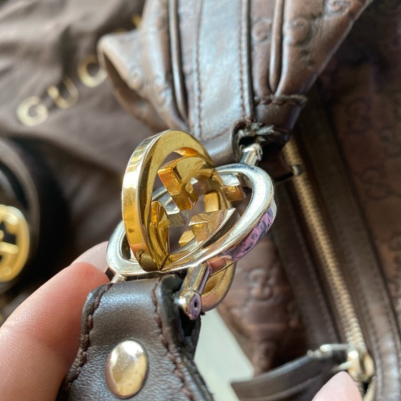 Gucci GG emblem hobo shoulder bag and matching belt - Picture 11 of 16